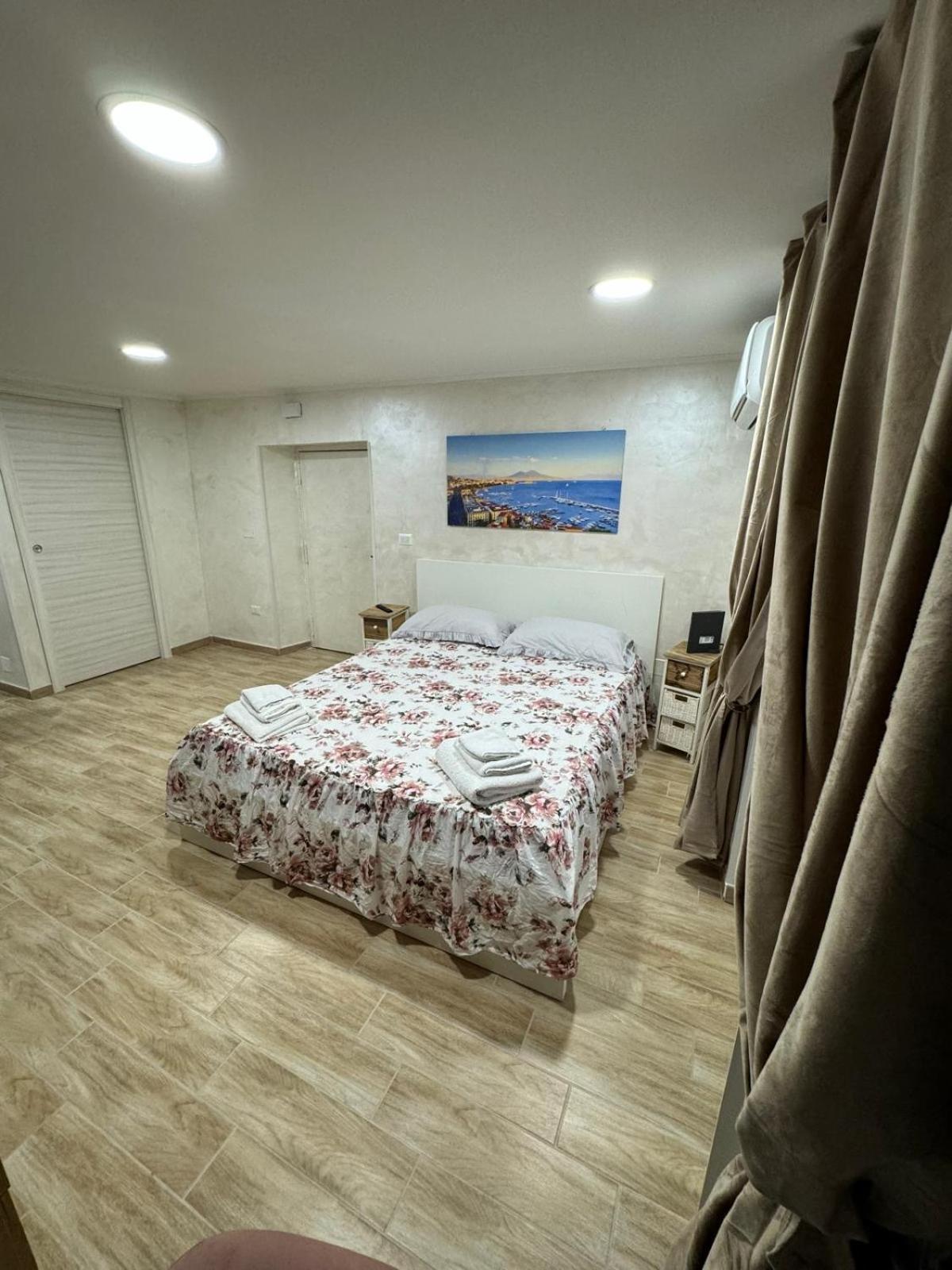شقة Spezzano House نابولي المظهر الخارجي الصورة